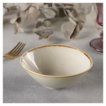 Салатник «Опал», 14×13,5×5 см, цвет бежевый