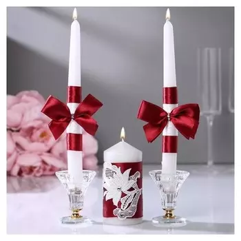 Семейный очаг "Кармен", бело-красный