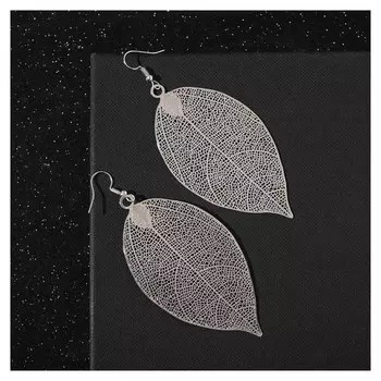 Серьги металл "Лист липы", цвет серебро