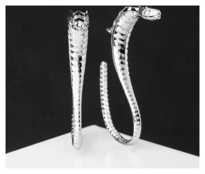 Серьги металл "Змея" кобра, цвет серебро