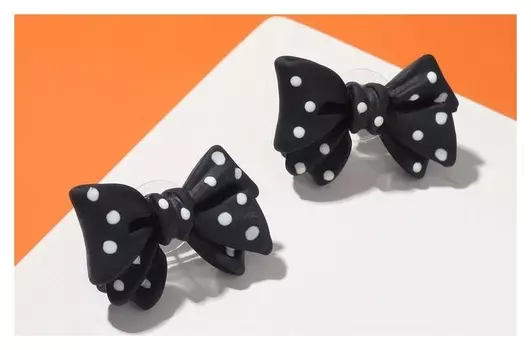 Серьги пластик "Бантики" милота, цвет чёрно-белый