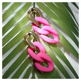 Серьги пластик "Цепи" дива, цвет ярко-розовый в золоте