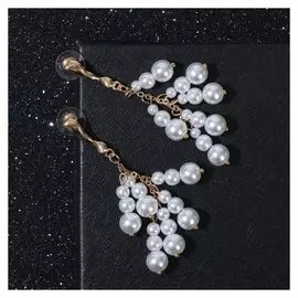 Серьги с жемчугом "Гроздь" плотная, цвет белый в золоте