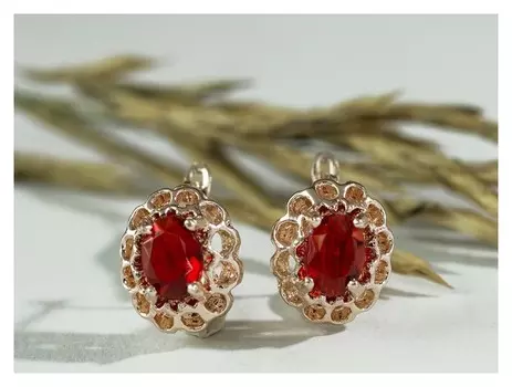 Серьги со стразами "Эдель" овал в ажуре, цвет красный в золоте