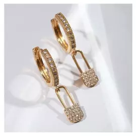 Серьги со стразами "Сказка" булавки на кольце, цвет белый в золоте