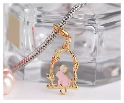 Шарм "Кролик", цвет бело-розовый в золоте