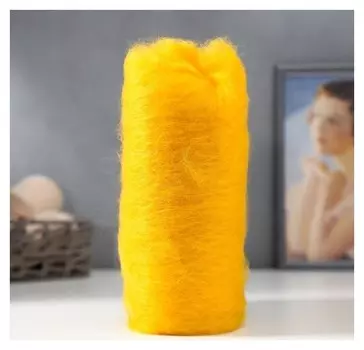 Шерсть для валяния "Кардочес" 100% полутонкая шерсть 100гр (104 желтый)