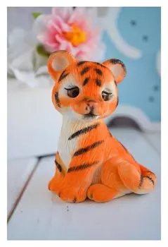 Силиконовая форма для мыла «Тигрёнок сидит»