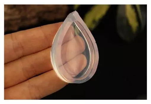 Силиконовый молд большой капельки, кл-5, 44 × 29 мм, H-9 мм