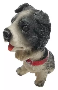 Собака на панель авто, качающая головой, сп11