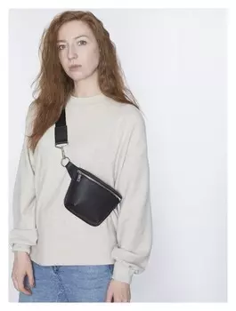 Сумка поясная, отдел на молнии, регулируемый ремень, цвет чёрный