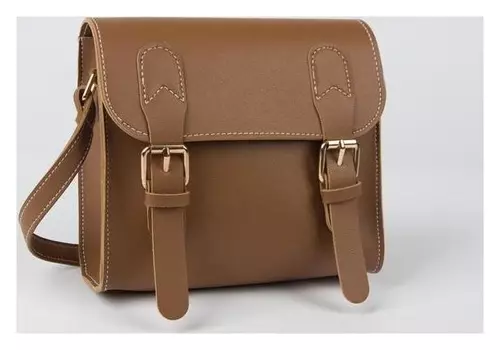 Сумка женская, отдел на клапане, длинный ремень, цвет коричневый
