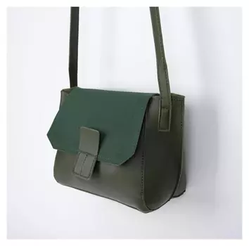 Сумка женская, отдел на клапане, длинный ремень, цвет зелёный