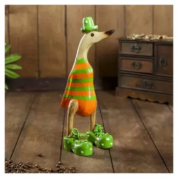 Сувенир дерево "Утка в оранжево-зеленом костюме" 13х9х27 см