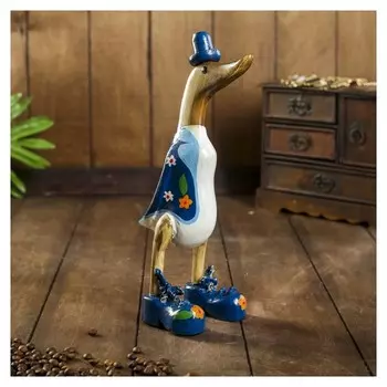 Сувенир дерево "Утка в синем летнем костюме" 13х9х27 см