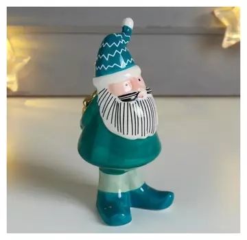 Сувенир керамика "Дед мороз с золотой звёздой" зелёный 13,8х6х6,5 см