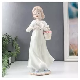 Сувенир керамика "Девочка с птенцом" 30х13х11 см