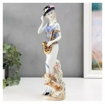 Сувенир керамика "Девушка с саксофоном и собакой" 30х8х8 см