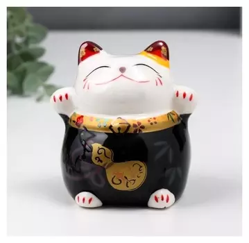 Сувенир керамика "Кот манэки-нэко" в чёрном 9х9х7,5 см