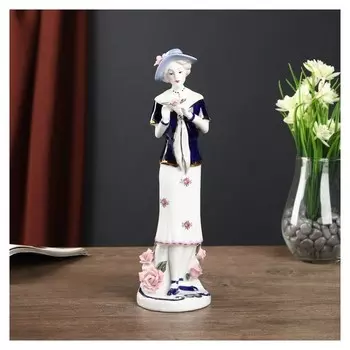 Сувенир керамика "Мадмуазель в шляпке с розой в руках" кобальт 28х7,5х8,5 см