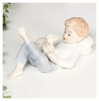 Сувенир керамика "Мальчик с щеночком" 10,5х20х9,5 см
