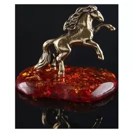 Сувенир "Конь", латунь, янтарная смола, 3,0х0,8х3,7 см