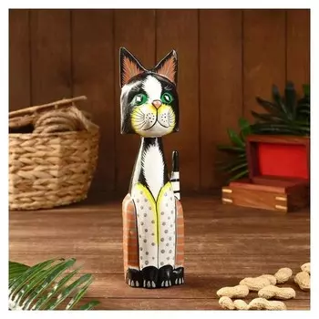Сувенир "Кошка ЧБ" дерево 8х7х30 см