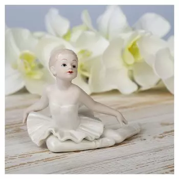 Сувенир "Малышка-балерина в белом платье" 9,3х13х8 см