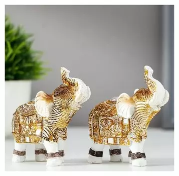 Сувенир полистоун "Белый слон с попоной из арабского ковра" 7,8х7,5х3,2 см