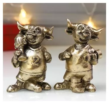 Сувенир полистоун "Буйвол - победитель" 10х4х7 см