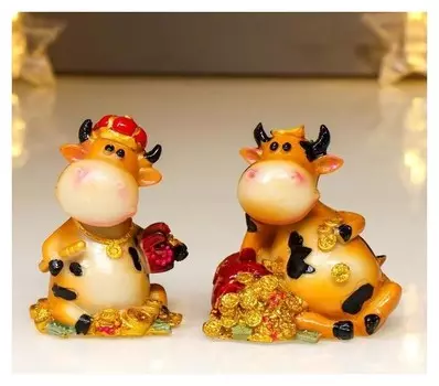 Сувенир полистоун "Бычок с драгоценностями" 6,7х7,2х4 см
