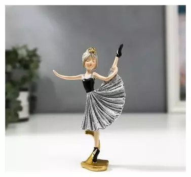 Сувенир полистоун "Девочка-балерина в серо-чёрном платье и чёрных пуантах" 13х3х8 см