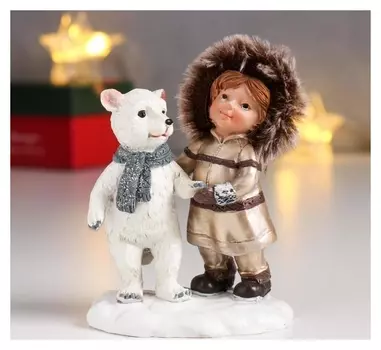 Сувенир полистоун "Девочка в пуховике, с белым мишкой" 10х6х7,5 см