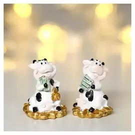 Сувенир полистоун "Коровка богатей-ка" 3,5х2,6х2,7 см