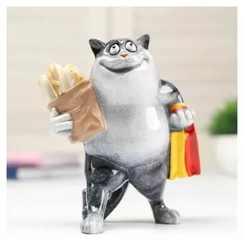Сувенир полистоун лак "Серый кот с покупками" 13,5х8,8х12 см