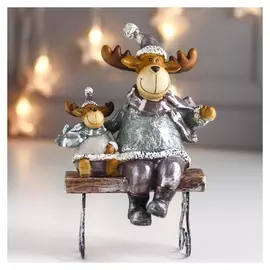 Сувенир полистоун "Лосики на скамеечке" 21х11,5х14 см