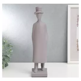 Сувенир полистоун "Мужчина в пальто и цилиндре" серый 35х7х10,8 см