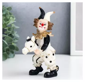 Сувенир полистоун "Скоморох с игрушкой голова лошади" чёрно-белый с золотом 16,5х6,5х11 см