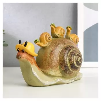 Сувенир полистоун "Улитка с малышами в панамке" 13,5х20х7,5 см