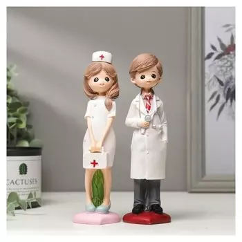 Сувенир полистоун "Врач и медсестра" набор 2 шт 19,5х4,3х5,7 см