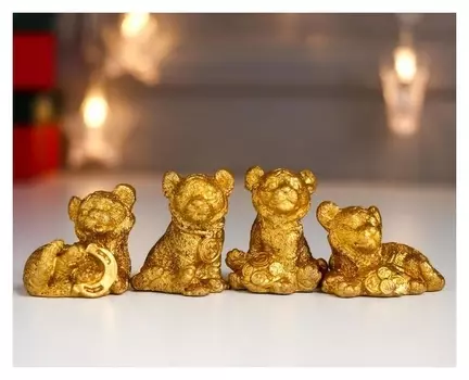 Сувенир полистоун "Золотой тигрёнок с золотыми монетами" 4,2х3,5х3,5 см