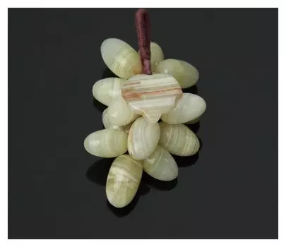 Сувенир «Виноград», 13 ягод, оникс