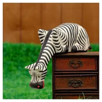 Сувенир "Зебра вета подглядывает"