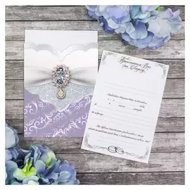 Свадебное приглашение в открытке «Брошь», 10 X 14,5 см