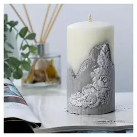 Свеча интерьерная на бетоне "Цветочный узор", 7х12,5 см, белая