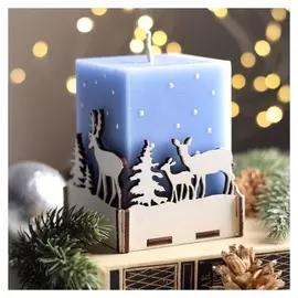 Свеча - куб декоративная "Олени зимой", 10.6х8х8 см