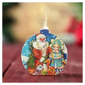 Свеча-медальон Дед Мороз и Снегурочка 4х4см