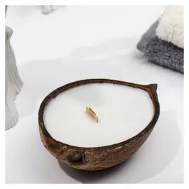 Свеча в кокосе с добавлением воска