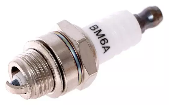 Свеча зажигания для 2-х тактного двигателя