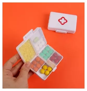 Таблетница «аптечка», 7 секций